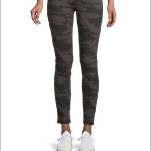 Sanctuary camouflage leggings
